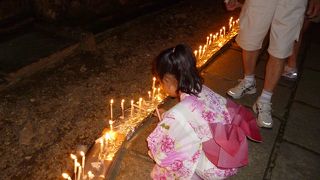 夏の風物詩　万燈会