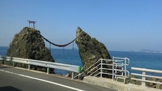 野母崎の夫婦岩