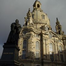 マルティン・ルターの像