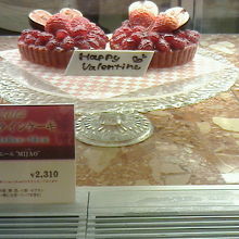 バレンタインケーキ　2月8日〜2月14日　2,310円　