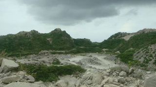 コーガ石採掘場