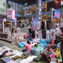 シーロム コンプレックス