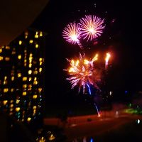 部屋のラナイから見たヒルトンの花火