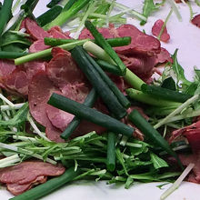 ねぎ塩牛タンサラダ 