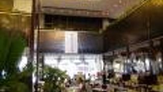 モーベンピック ホテル カラチ