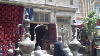 エイティガール寺院周辺及び寺院の南側に広がる旧市街区にシルクロードの匂いが染み付いている