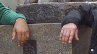 街の雰囲気とのアンバランスさが◎