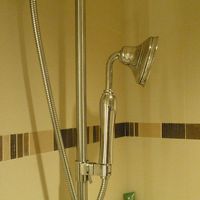 水圧チェック…うーん、ボチボチでんな。やや弱め。