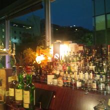 窓から外が見える