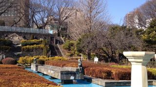 よく整備された綺麗な公園です。