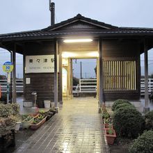 素朴な美々津駅