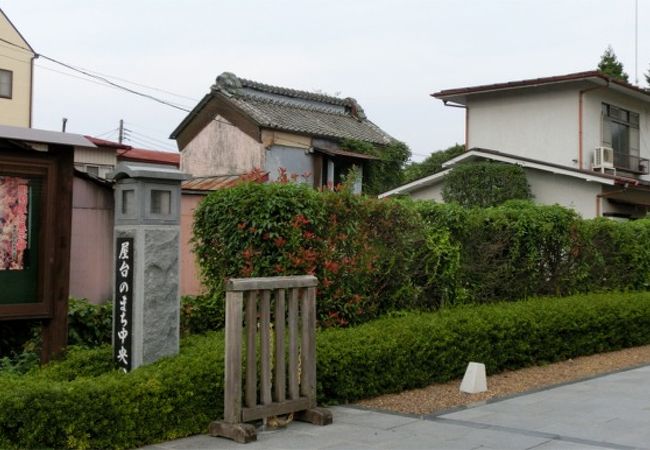 彫刻屋台3台、掬翠園などがあります。