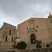 エリーチェの美しい教会「S.Giuliano」（ジュリアーノ教会）♪