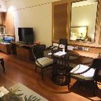 部屋は５０平米はあって広い