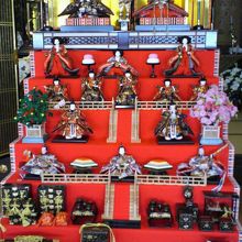 このお雛様達が、私の一番のお気に入りです。