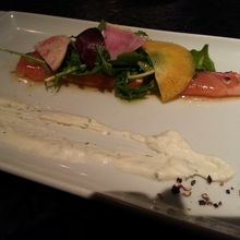 サーモンカルパッチョ、美味い！