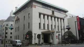 昭和初期のお洒落な石造り建築