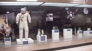 シカゴからの乗り継ぎで利用しました。