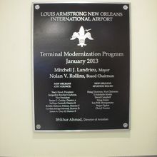 空港内の表示です。