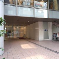 広く開放的なエントランスです。