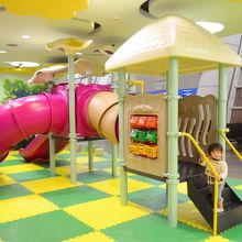 キッズスペース