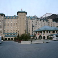 荘厳な外観のホテル