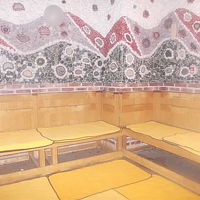 お洒落なデザインの水晶サウナが売りの一つです