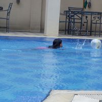 ホテルのプールっす