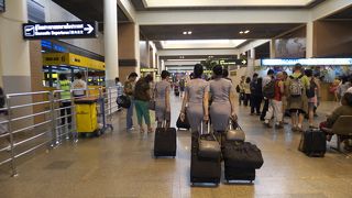 空港職員御用達の屋台街