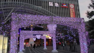 駅前が華やかに輝いていました