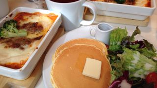 ジャーナルスタンダードのカフェ。