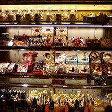 品数豊富ですね。