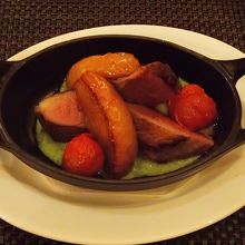 肉料理（ローストハムのグリル）