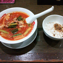 太陽のラーメン、らぁりぞ。