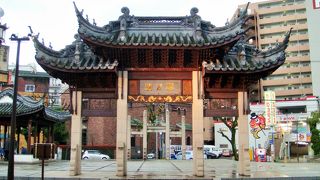 中華門が素晴らしい