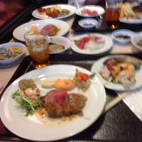 夕食バイキング