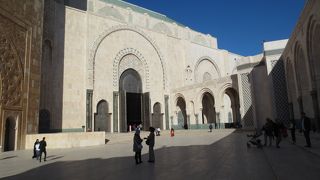 モロッコ最大のハッサン?モスク