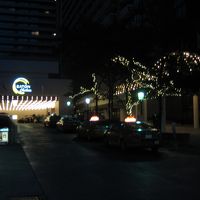 反対側にも出入り口があります。