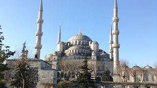 イスタンブールを象徴する美しいモスク