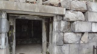 大奥用の倉庫だと考えられています。