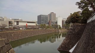 通常は橋が上げられていたそうです