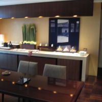 午後の１Ｆのラウンジ。ここは静かで、疲れて帰ってゆっくり一休