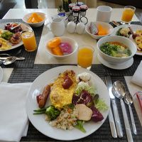 朝食からフォーも食べられます