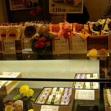 横浜年輪菓など。