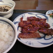 牛カルビ、ブラッキーセットです。