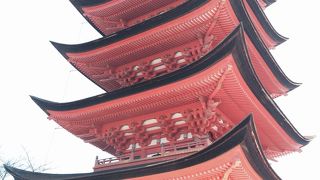 階段を上がるのは疲れますが、見る価値はあると思います。