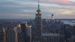 セントラルパークを見下ろし、エンパイアを拝む