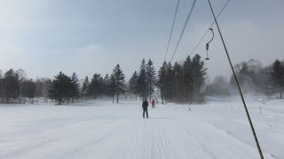 積雪があればスーパーパウダーが期待できるスキー場