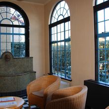 一階　パームルーム（サンルーム）