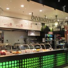 フレンチ　ボードヴァン